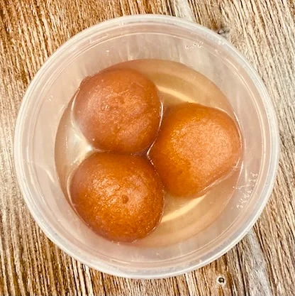 Gulab Jamun (3 pcs)